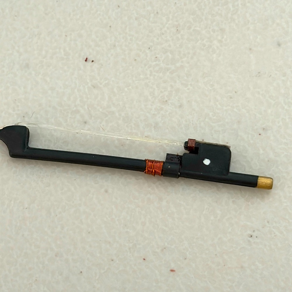 Miniature Violin, Bow and Case - Picture 3 of 7